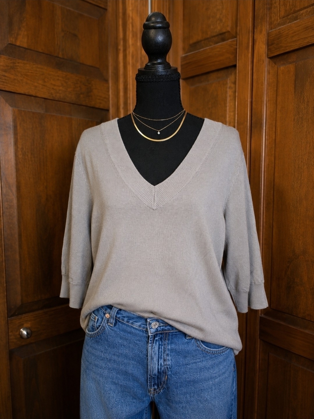 Dkny Taupe V-Neck Short Sleeve Sweater